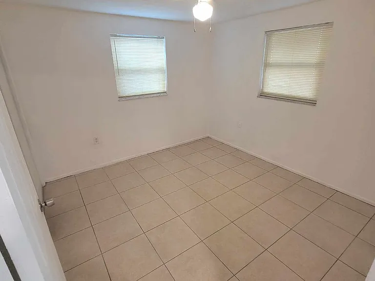 3648 Hendrix St — Photo 4