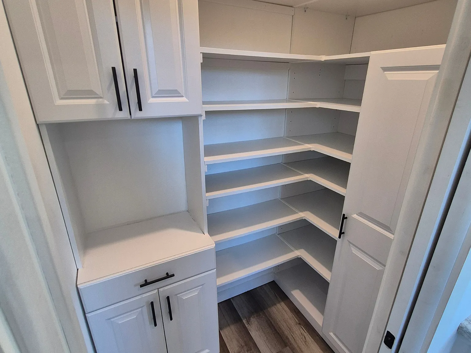 2 bed, 1200 sqft, $2,495 — Photo 4