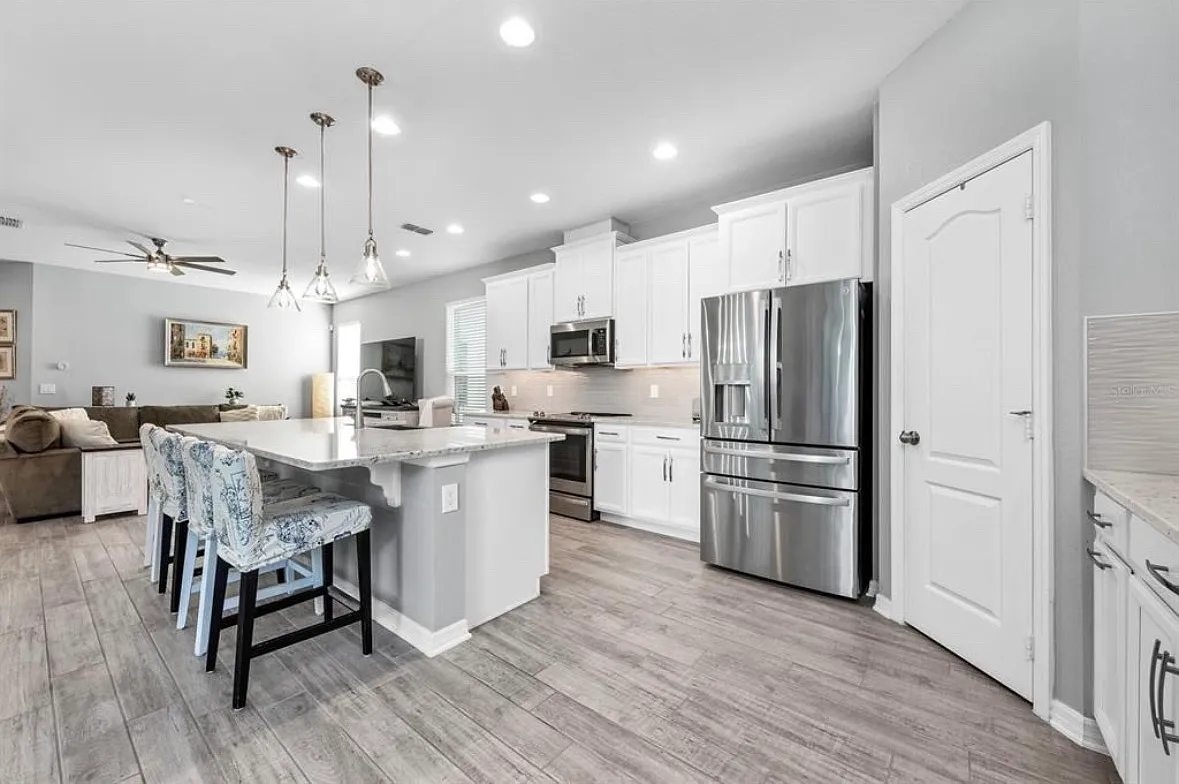 640 Bayern Ln — Photo 4