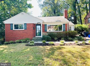 5202 Elsmere Ave, Bethesda, MD 20814