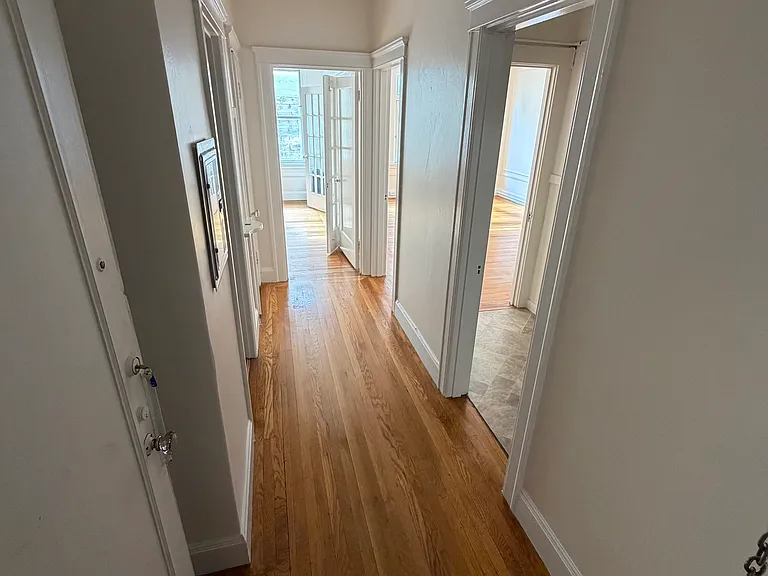 1633 California St #114 — Photo 6
