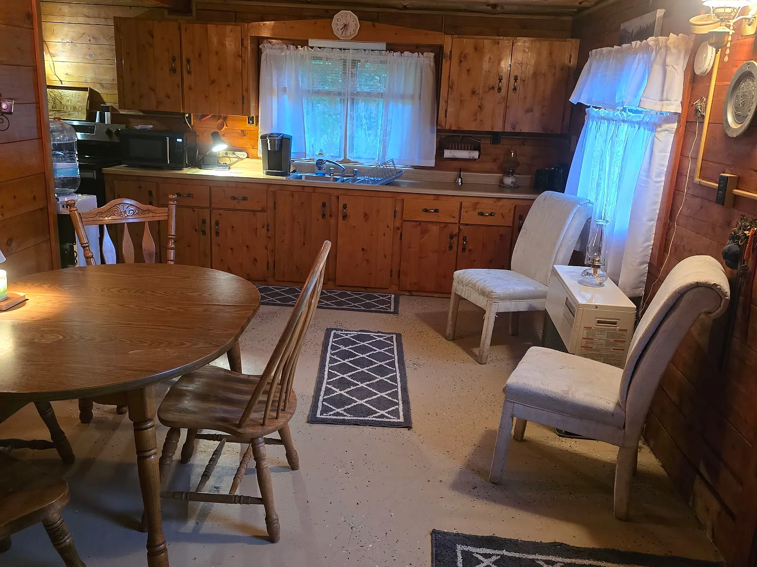3 bed, 1680 sqft, $1,400 — Photo 3
