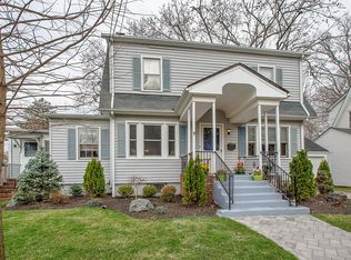 71 Eggert Ave, Metuchen, NJ 08840