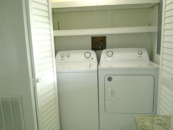 4th image of 4630 Dever Dr #66