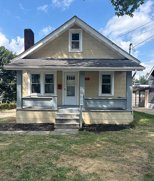 1st image of 975 Corwin Ave
