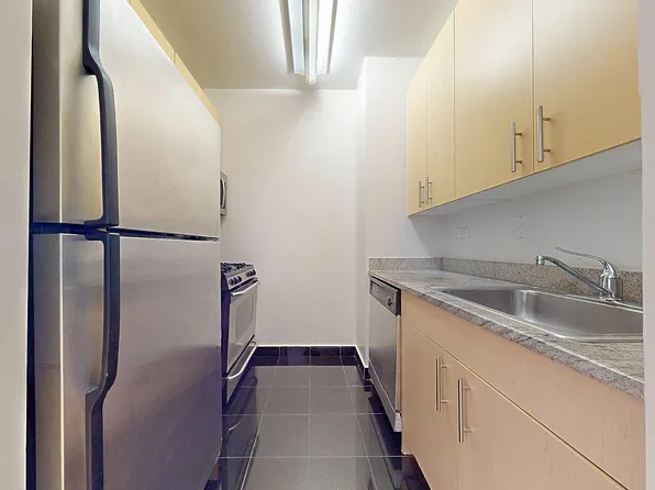 90 Washington Street image 3 of 8