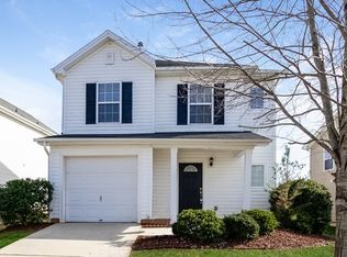 1028 Kings Mountain Ln, Gastonia, NC 28054