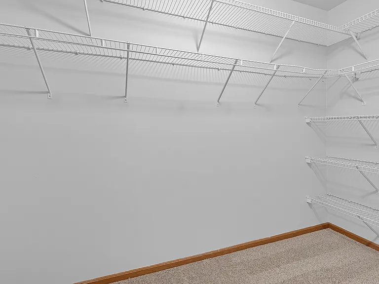 989 Sheridan Cir — Photo 19