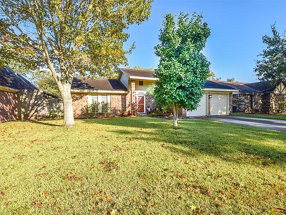 3rd image of 1055 Westglen Dr