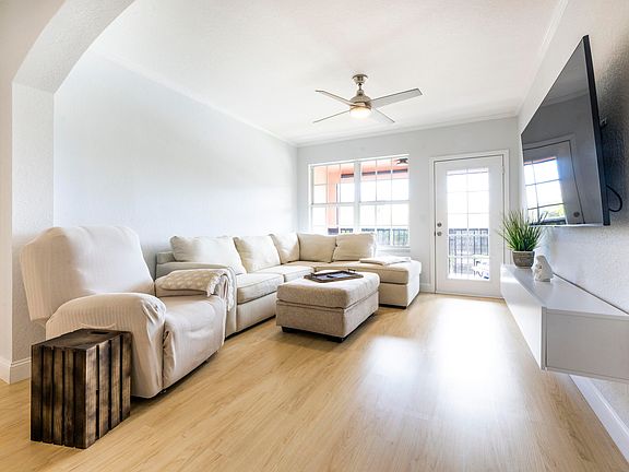 2nd image of 156 SW Peacock Boulevard #29205