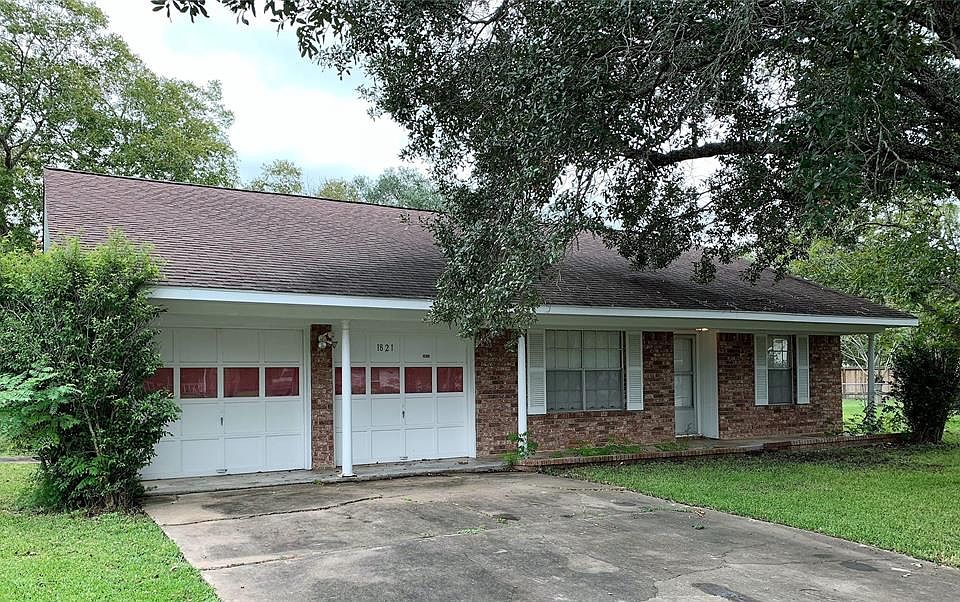 1st image of 1821 Linwood Dr