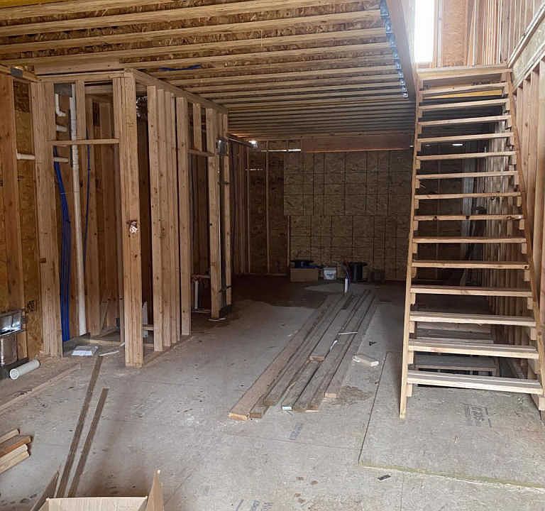 2nd image of 1543 Seybert St