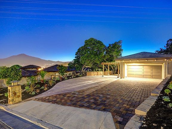 2nd image of 24 Drakes Cove Ct