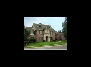 57 Shoreline Ln, Gulfport, MS 39503