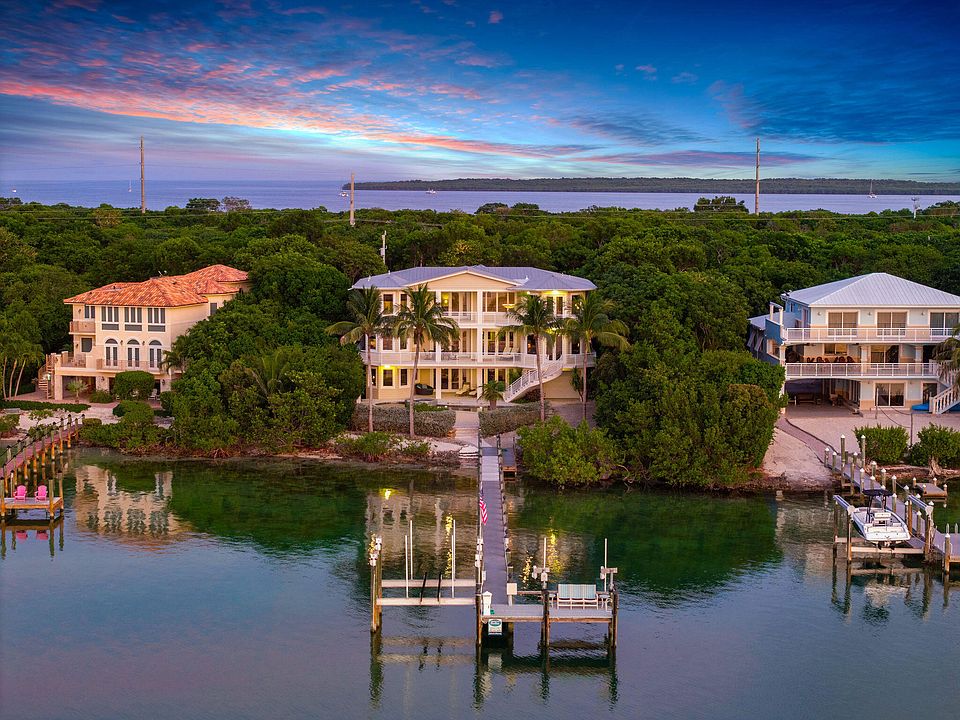 1st image of 104 Coastal Dr