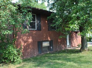 8015 Chase Pl, Merrillville, IN 46410