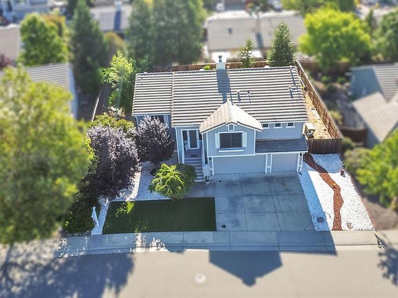 4th image of 2313 Summer Dr