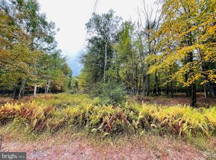 255 Chamonix Ln, Zion Grove, PA 17985