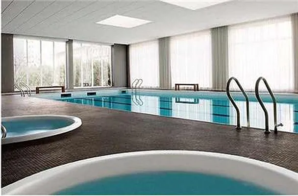 Rented by Peter Ashe | media 17