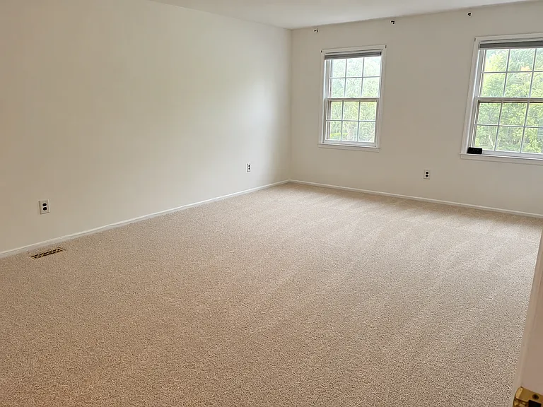 5 Dennison Pl — Photo 40