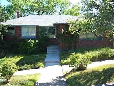 426 N 4th St photo 1