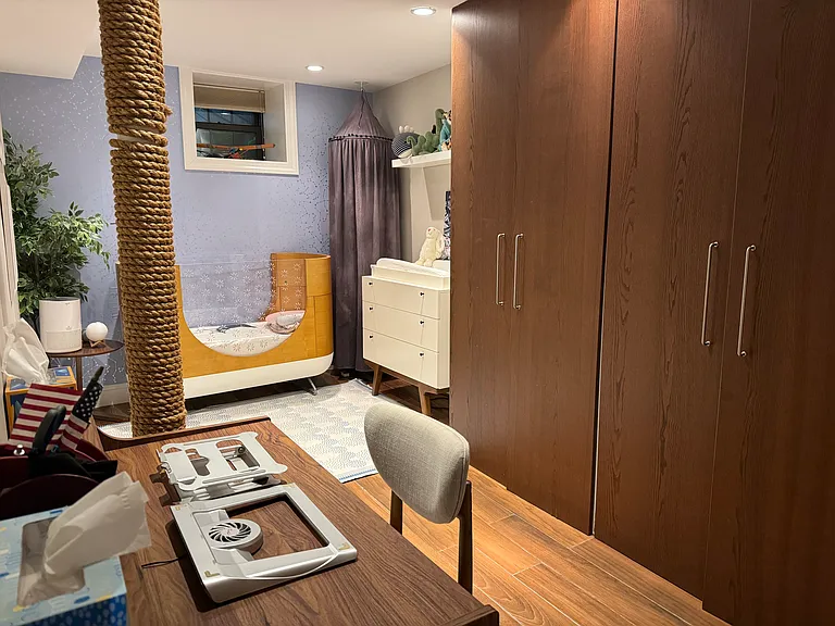 454 Irving Ave #1 — Photo 8