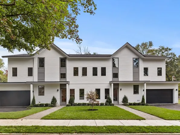 80 Louise Rd #80, Chestnut Hill, MA 02467