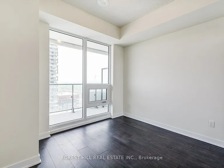 2221 Yonge St #5210 — Photo 20