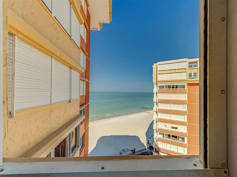 17920 Gulf Blvd #1606 — Photo 31