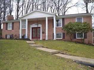 1134 Lindy Lane Ave SW, North Canton, OH 44720