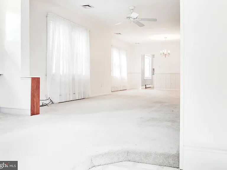 203 Penn Ave — Photo 5