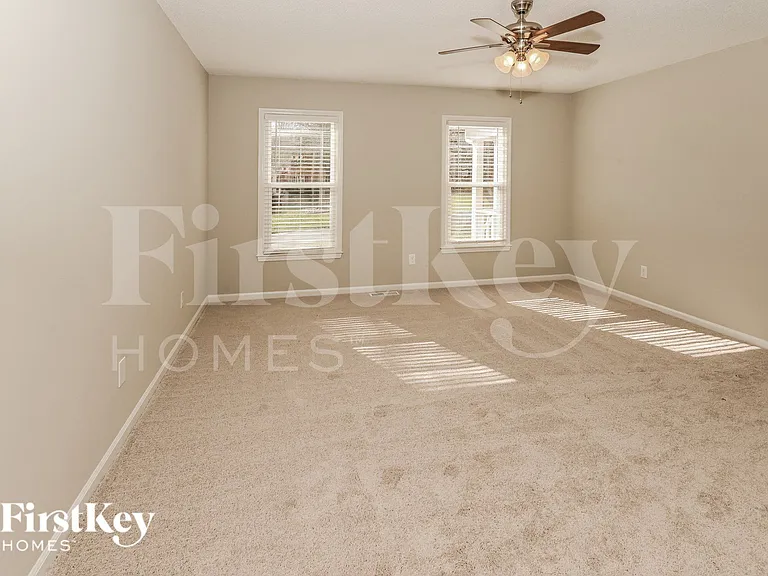 6831 Van De Rohe Dr — Photo 7