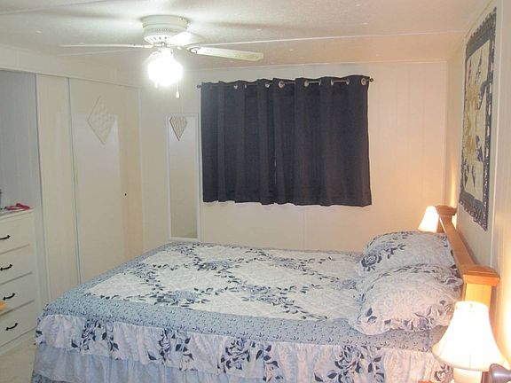 5th image of 74 Violet Ln