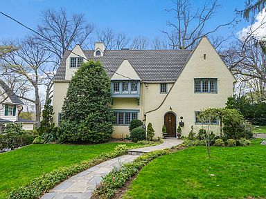 25 Harmon Ave Pelham Ny 10803 Zillow