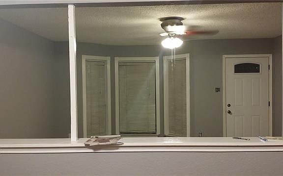 2nd image of 1041 Eastridge Cir