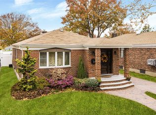 14743 7th Ave, Whitestone, NY 11357