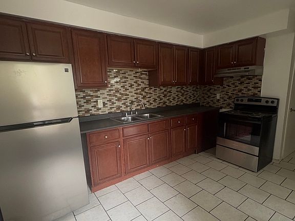 3rd image of 81 Eagen Dr #42