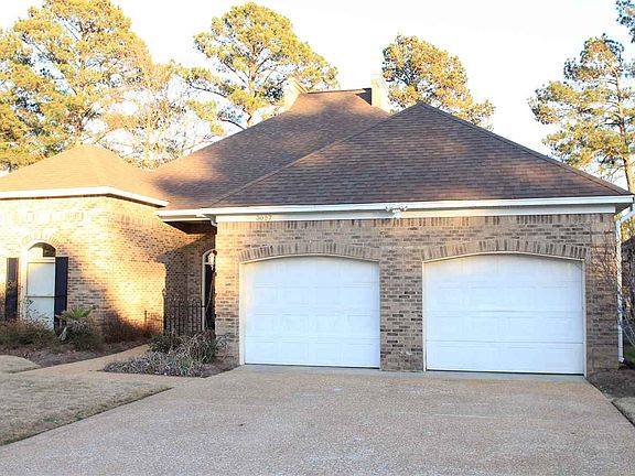 4th image of 3027 E Fairway Dr