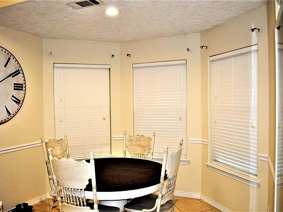 5th image of 31607 Cypress Cir