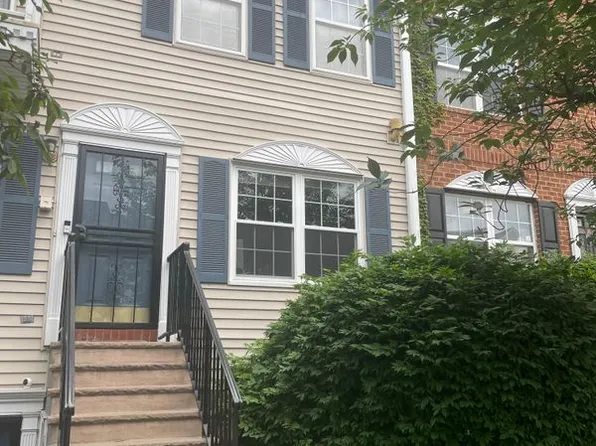 92 Callahan Ct, Newark, NJ 07103