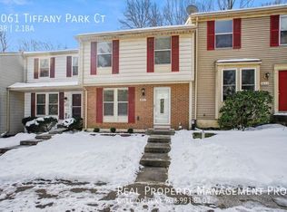 9061 Tiffany Park Ct, Springfield, VA 22152