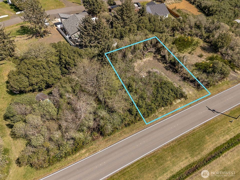 1st image of 148 Marine View Drive SE