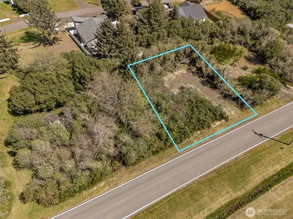 148 Marine View Drive SE, Ocean Shores, WA 98569