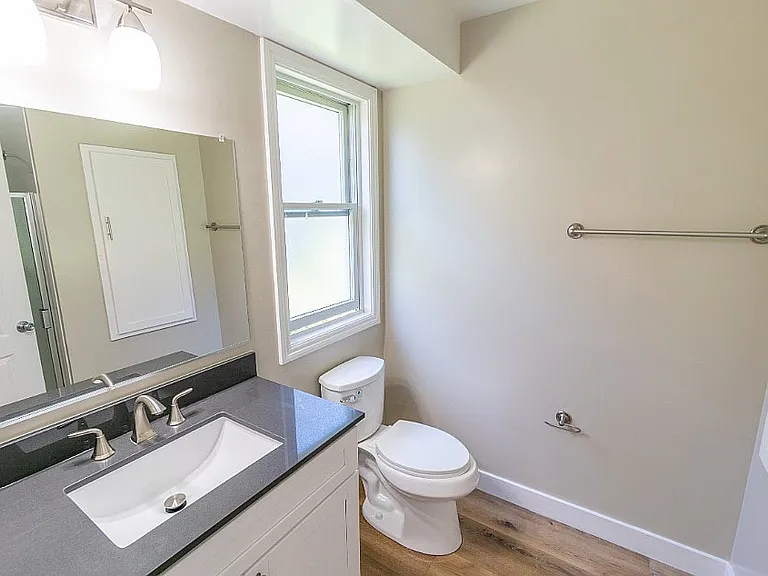 2620 Regent — Photo 7