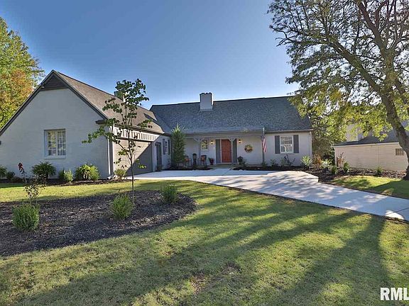 2nd image of 208 E Morningside Dr