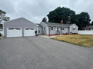 37 James St, Taunton, MA 02780