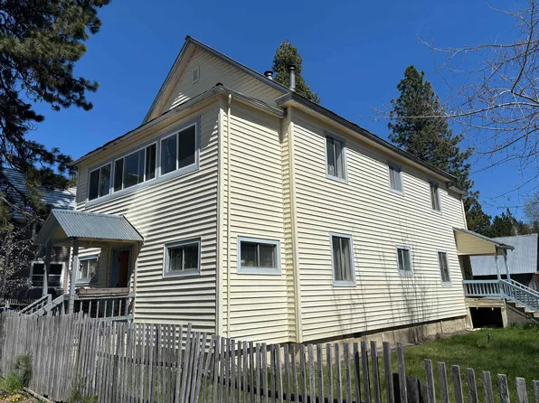 906-908 North St, McCloud, CA 96057