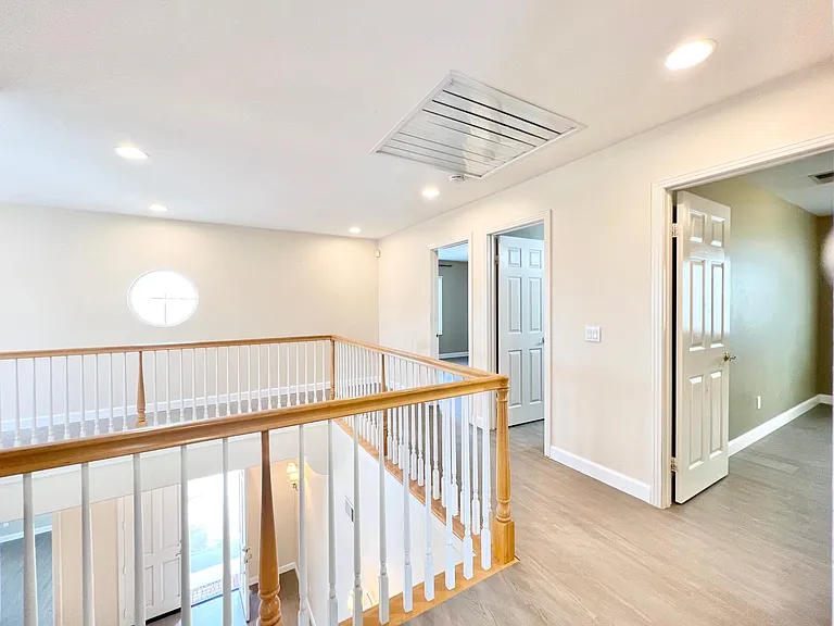 5003 Sterling Grove Ln — Photo 12
