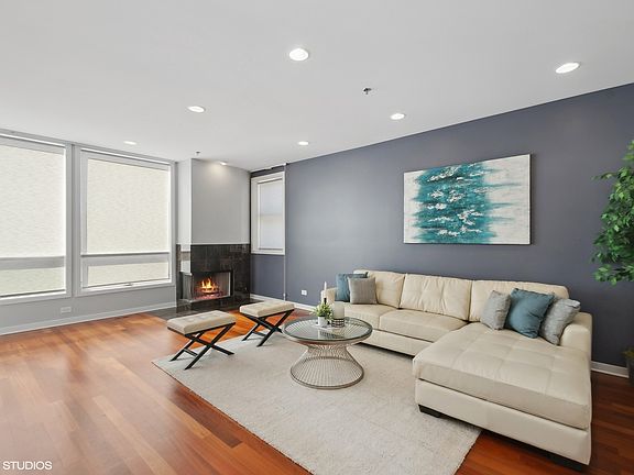 2nd image of 2329 N Bosworth Ave
