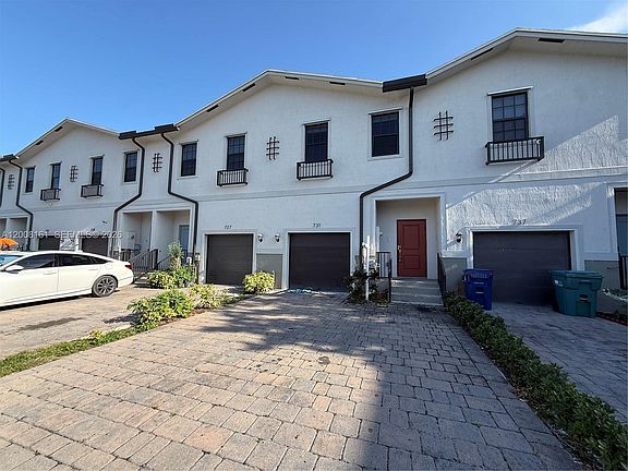 5th image of 731 SW 11th St